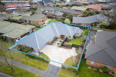 Photo of property in 43 Apsley Drive, Avonhead, Christchurch, 8042