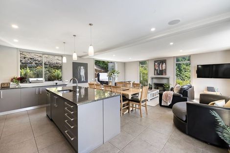 Photo of property in 6a Lancewood Lane, Queenstown, 9300