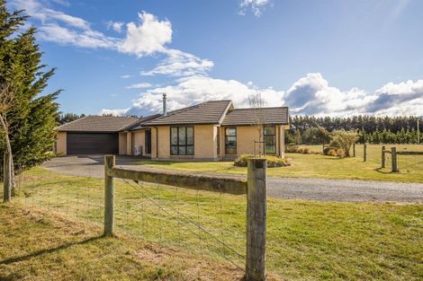 Photo of property in 69 Leslies Road, Cust, Rangiora, 7471