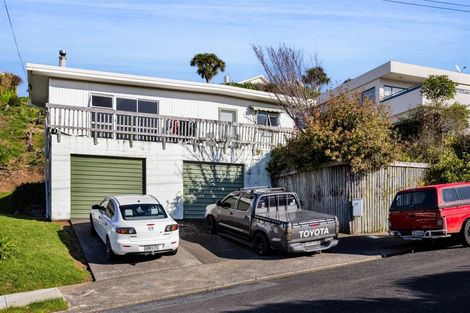 Photo of property in 17 Annandale Street, Lynmouth, New Plymouth, 4310