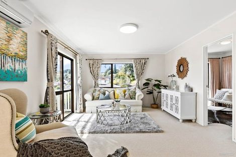 Photo of property in 72 Powrie Street, Glenfield, Auckland, 0629