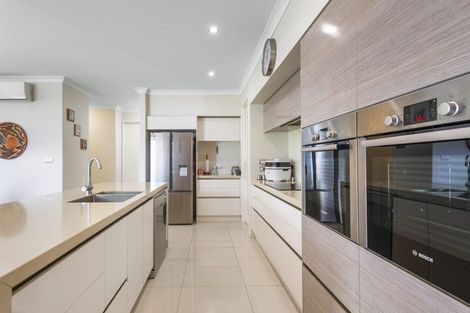 Photo of property in 42 Mortlake Heights, Pyes Pa, Tauranga, 3112