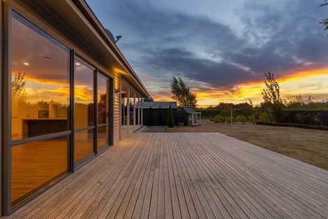 Photo of property in 71 Alma Street North, Renwick, 7204