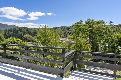 Photo of property in 143a Waikawa Road, Picton, 7220