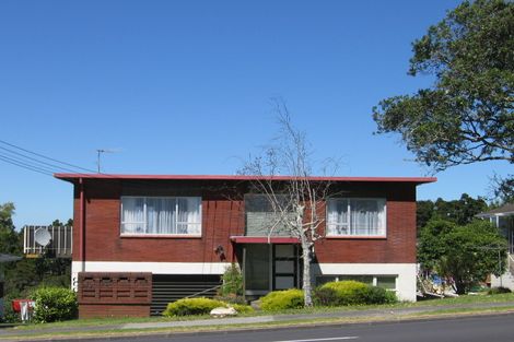 Photo of property in 3/240 Onewa Road, Birkenhead, Auckland, 0626