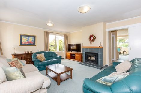 Photo of property in 2 Balmoral Street, Taradale, Napier, 4112