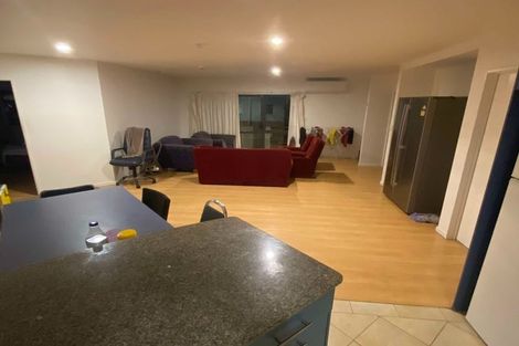 Photo of property in 6/12 Crown Lynn Place, New Lynn, Auckland, 0600