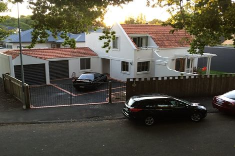 Photo of property in 1 Banbury Crescent, Fairfield, Hamilton, 3214