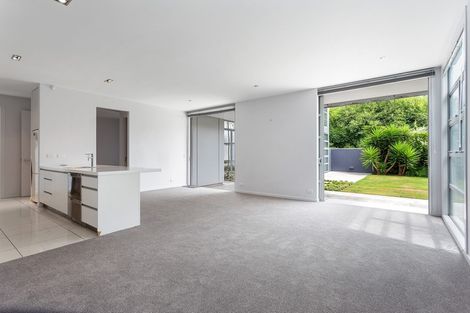 Photo of property in 6 Millbank Lane, Merivale, Christchurch, 8014