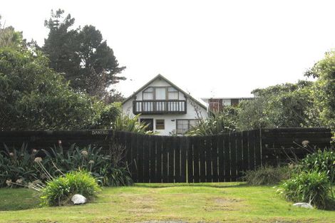 Photo of property in 168 Ocean Beach Road, Tairua, 3508