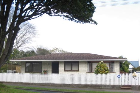 Photo of property in 1/56 Victoria Road, New Plymouth, 4310