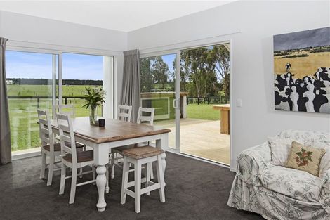 Photo of property in 812 Oxford Road, Fernside, Rangiora, 7471