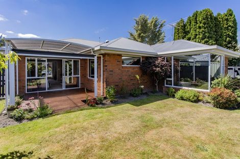 Photo of property in 15 Melford Close, Rangiora, 7400