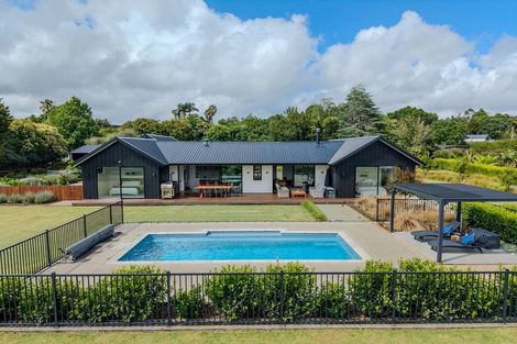 Photo of property in 15 Tareha Place, Kerikeri, 0230