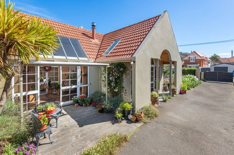 Photo of property in 28 Ings Avenue, Saint Clair, Dunedin, 9012