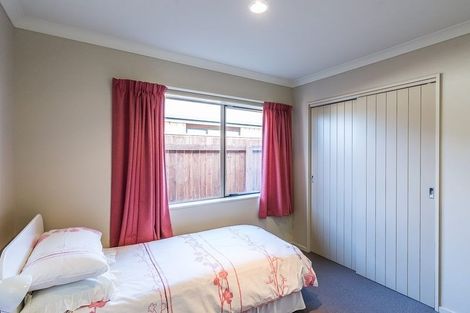 Photo of property in 27 Manhattan Court, Paraparaumu Beach, Paraparaumu, 5032