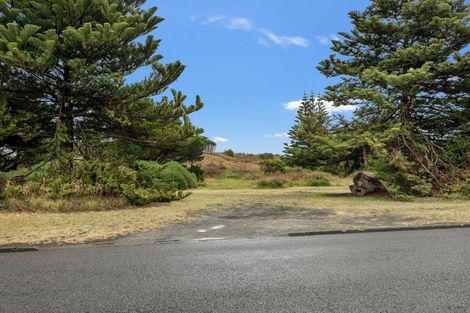 Photo of property in 5 Seafront Road, Castlecliff, Whanganui, 4501