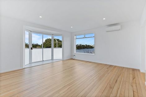 Photo of property in 6/34 Kitchener Road, Milford, Auckland, 0620