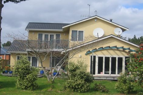 Photo of property in 142 Waimaire Avenue, Matarangi, Whitianga, 3592