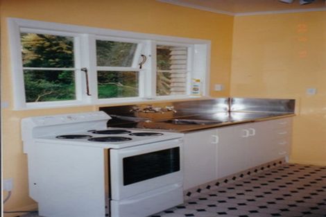 Photo of property in 74 Sunshine Avenue, Karori, Wellington, 6012