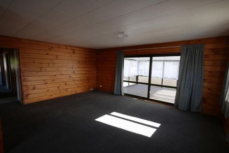 Photo of property in 2/82 Opaheke Road, Opaheke, Papakura, 2113