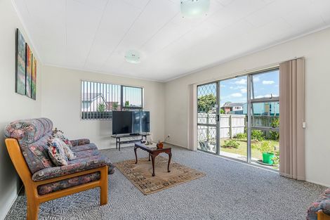 Photo of property in 31 Ashmore Place, Favona, Auckland, 2024
