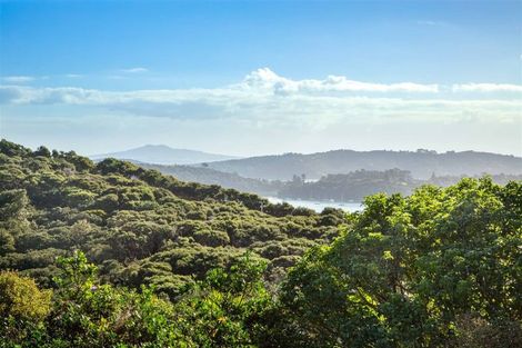Photo of property in 7 Okoka Road, Omiha, Waiheke Island, 1081