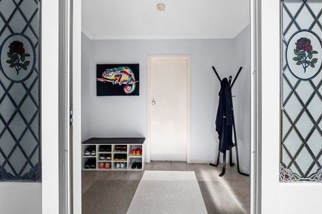 Photo of property in 501 Richmond Road, Lepperton, New Plymouth, 4373