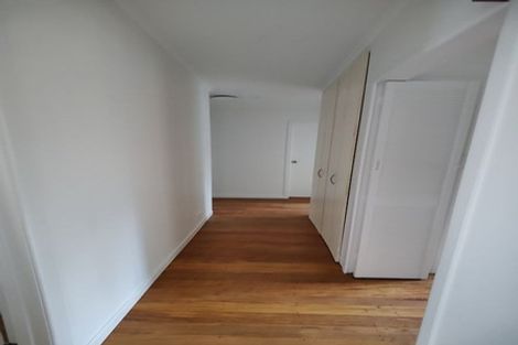 Photo of property in 32 Monarch Avenue, Hillcrest, Auckland, 0627