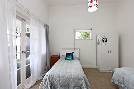 Photo of property in 4 Lamason Street, Greenmeadows, Napier, 4112