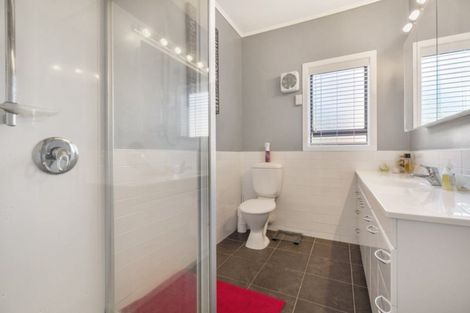 Photo of property in 55 Howe Street, Howick, Auckland, 2014