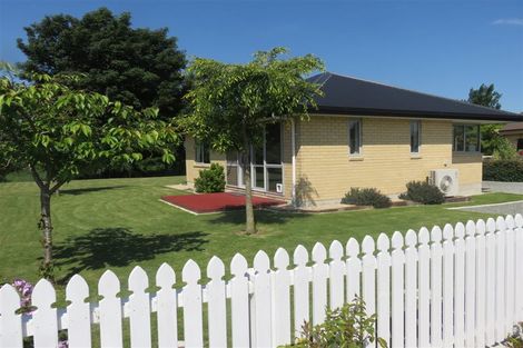 Photo of property in 25 Coles Street, Geraldine, 7930