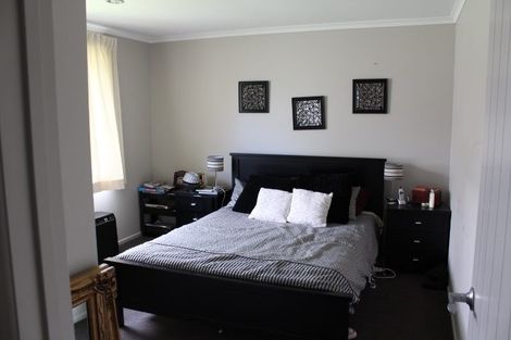 Photo of property in 102 Barrington Drive, Huntington, Hamilton, 3210