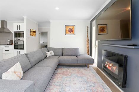 Photo of property in 47 Hamon Place, Pukehangi, Rotorua, 3015