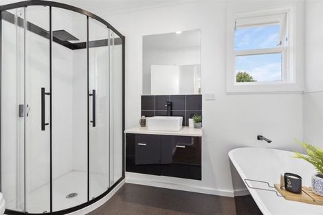 Photo of property in 6 Spur Grove, Titahi Bay, Porirua, 5022