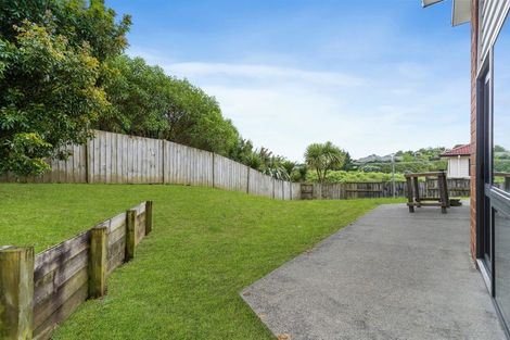 Photo of property in 127 Keri Vista Rise, Papakura, 2110
