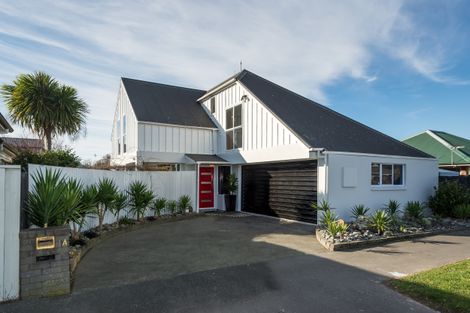 Photo of property in 1a Dulles Place, Papanui, Christchurch, 8053