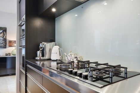 Photo of property in 42 Ruapehu Drive, Fitzherbert, Palmerston North, 4410