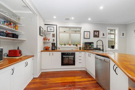 Photo of property in 841 Heaphy Terrace, Claudelands, Hamilton, 3214