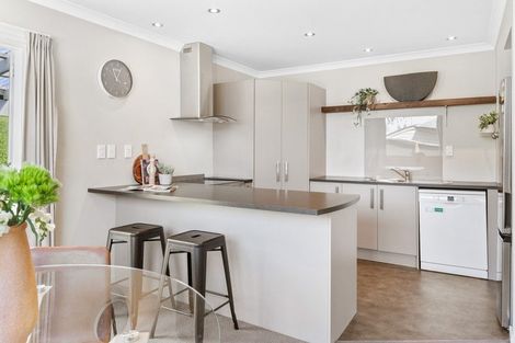 Photo of property in 21 Glenross Street, Glenross, Dunedin, 9011