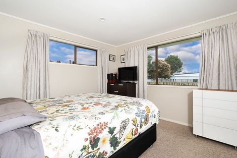 Photo of property in 99 Bruce Mclaren Road, Henderson, Auckland, 0612