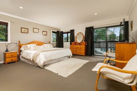 Photo of property in 13 Dressage Lane, Greenhithe, Auckland, 0632