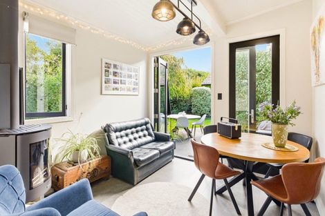 Photo of property in 139 Eglinton Road, Mornington, Dunedin, 9011