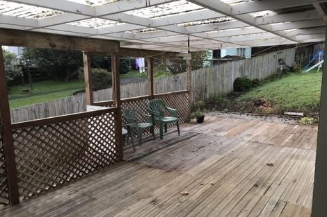 Photo of property in 76 Vodanovich Road, Te Atatu South, Auckland, 0610