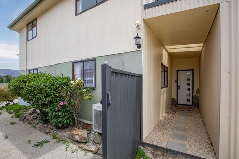 Photo of property in 2 Clutha Street, Alexandra, 9320