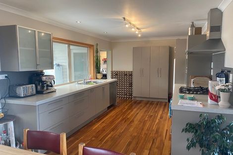 Photo of property in 10 Portal Crescent, Beerescourt, Hamilton, 3200