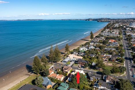 Photo of property in 4 Noel Avenue, Orewa, 0931