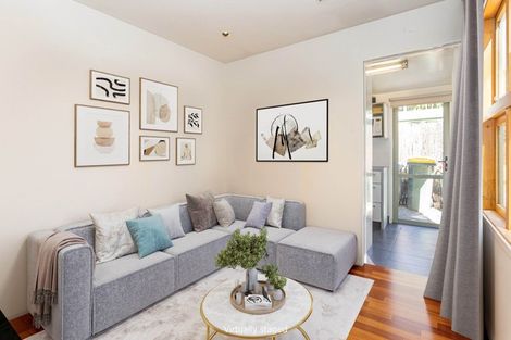 Photo of property in 72 Buckingham Street, Arrowtown, 9302