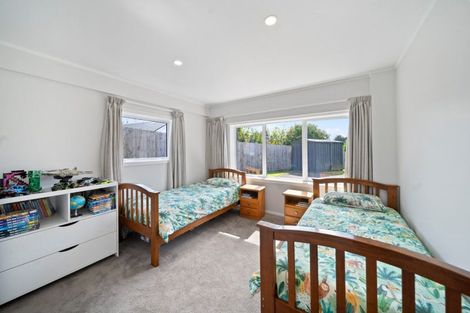Photo of property in 8 Lorna Place, Brookfield, Tauranga, 3110