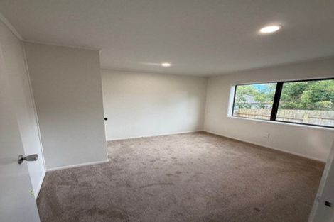 Photo of property in 19 Luanda Drive, Ranui, Auckland, 0612